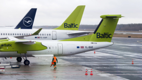 Estland Tallinn Airport Air Baltic Lufthansa Foto iStock AnryMos